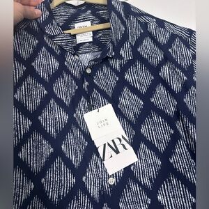 ZARA Navy and White Patterned button down men NWT